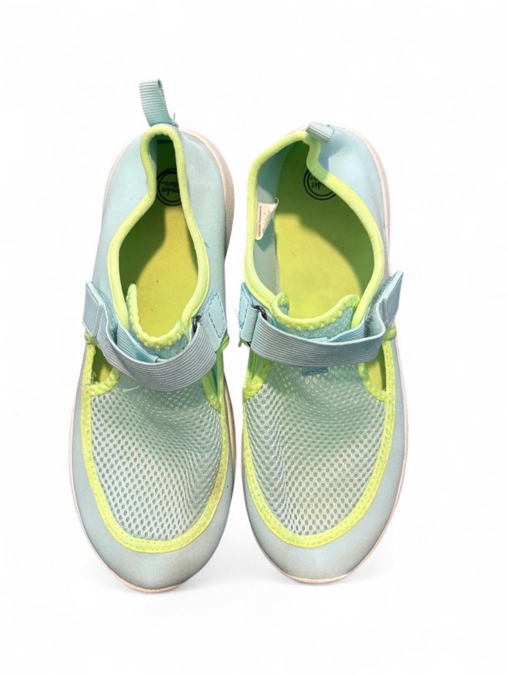 🩷$3 BUNDLED- wonder nation Light Blue & Lime Kids Water Shoes